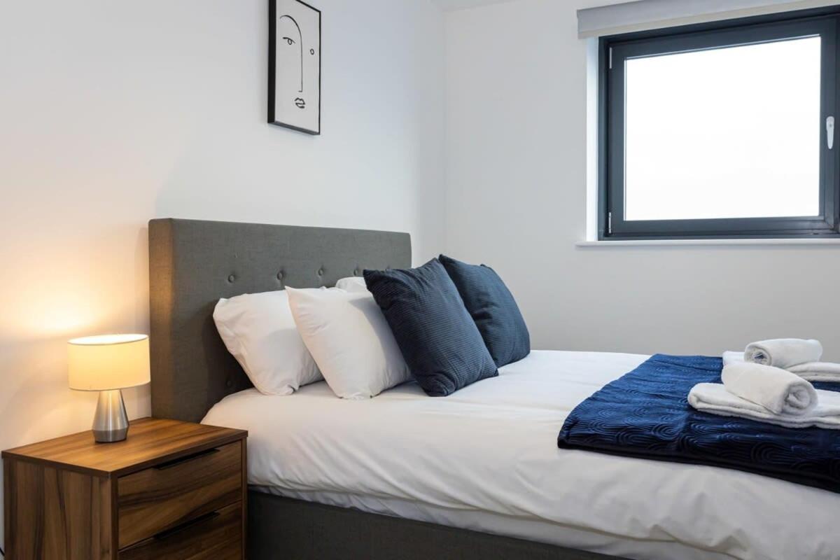 Modern 2 Bed Salford Apartment Stunning Views Manchester Exterior foto